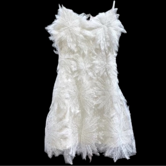 Boho Faux Feather Appliqué Luma Innocence Lux Embroidered Mini In Cut Detailing - Picture 2 of 9